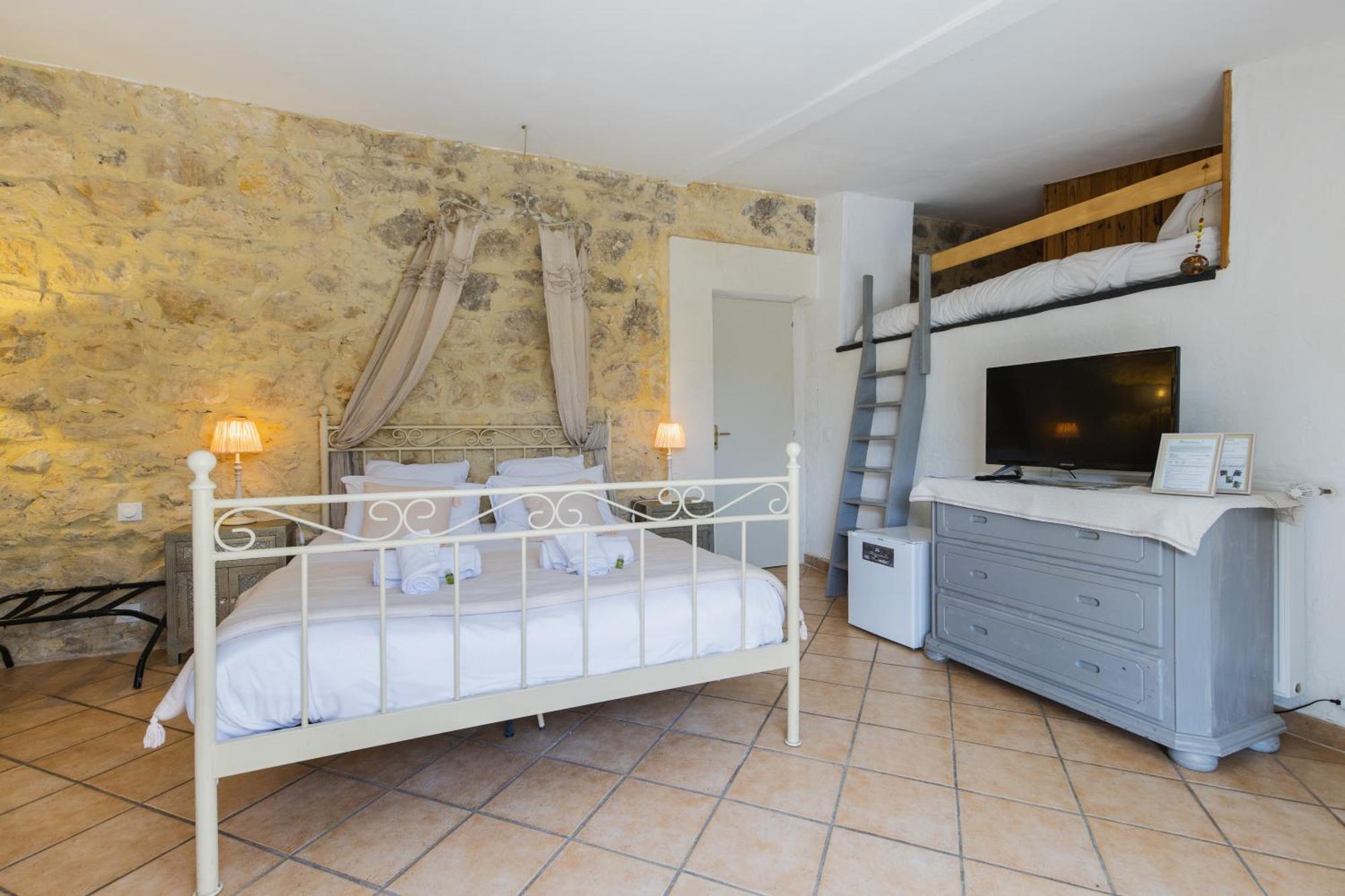 Chambre D'Hotes - B&B - Grand Luberon Chez Manon En Luberon Lagnes Esterno foto